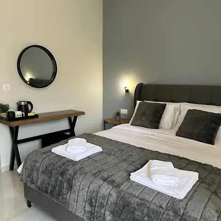 Anastasia Luxury *