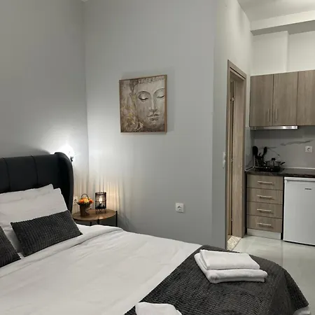 Anastasia Luxury * ניאה מודאניה