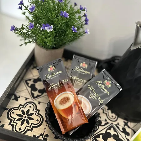 Anastasia Luxury * ניאה מודאניה