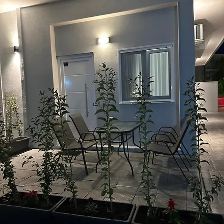 דירה Anastasia Luxury ניאה מודאניה
