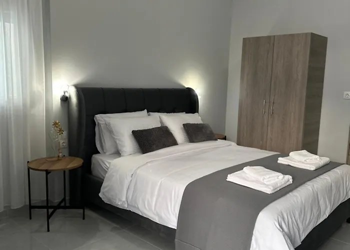 Anastasia Luxury ניאה מודאניה